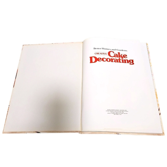 Better Homes and Gardens Creative Cake Decorating Cookbook Hardcover 1983 Vtg - Picture 3 of 7